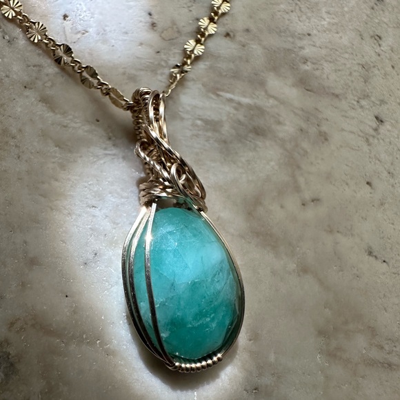 14k Gold Filled Natural Rose Cut Emerald Necklace Pendant - Picture 7 of 13